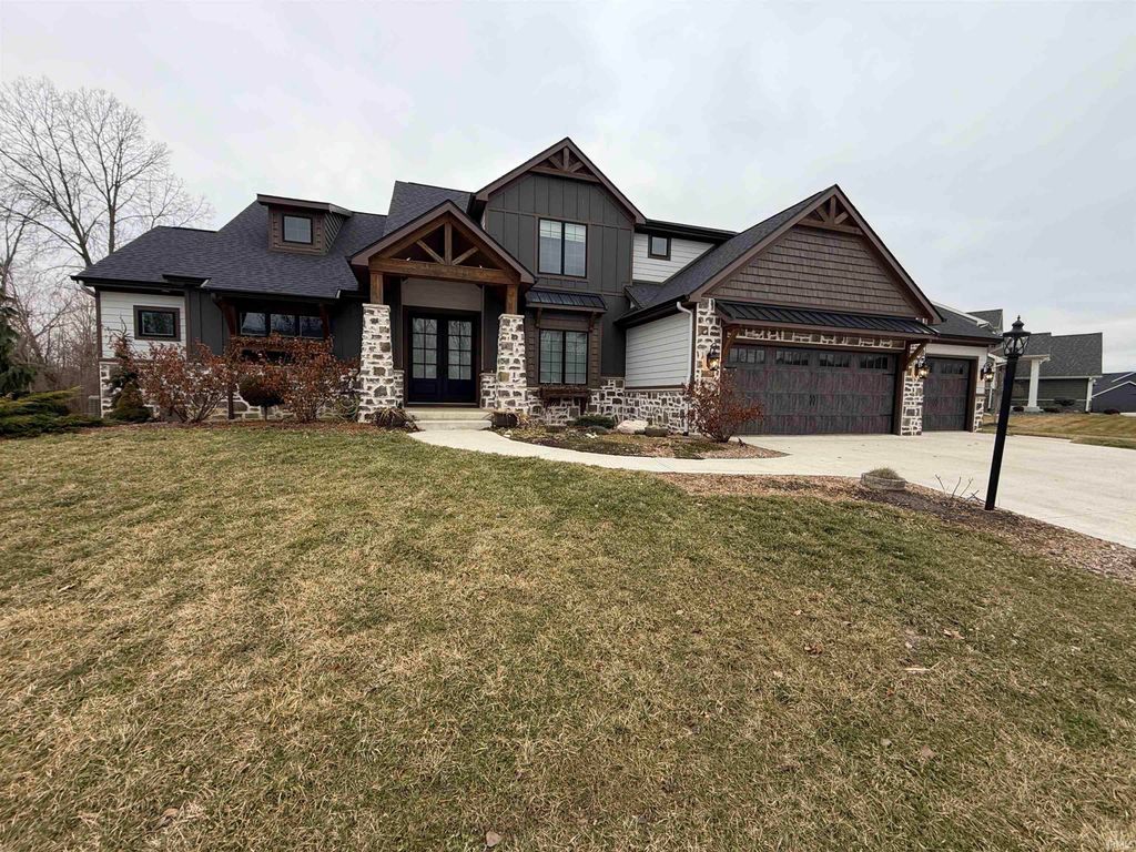 Photo of 16467 Quarry Boulevard, Huntertown, IN 46748 (MLS # 202548285)
