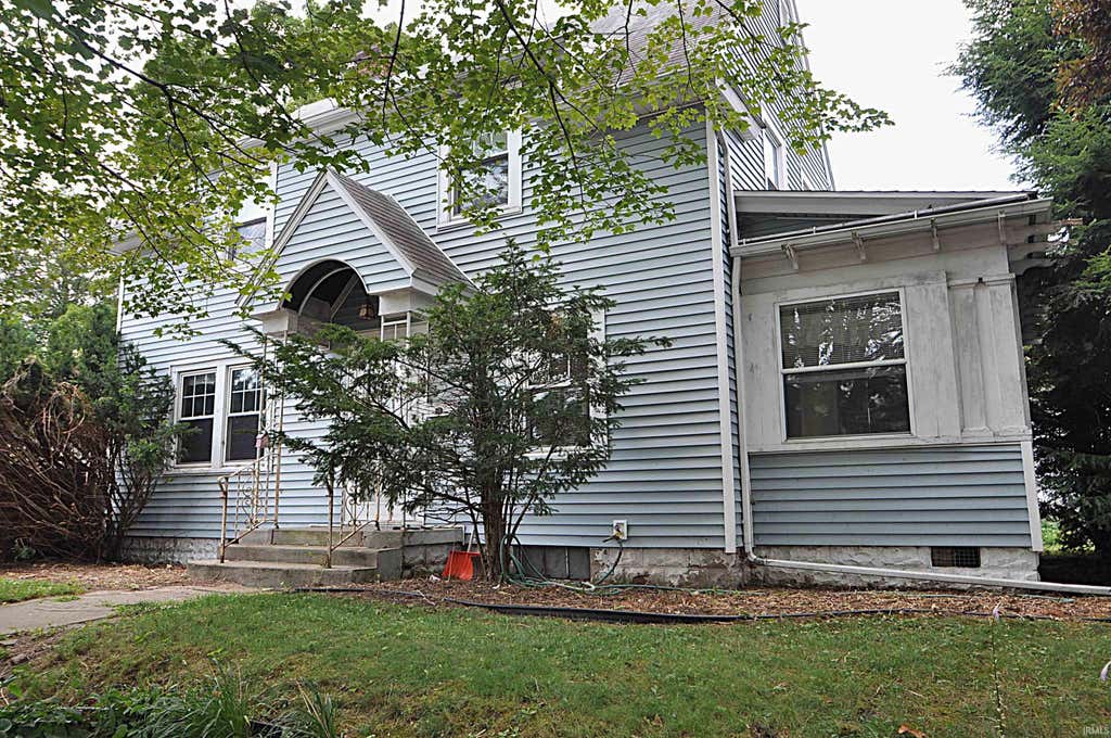 Photo of 1240 Altgeld Street, South Bend, IN 46614 (MLS # 202630154)
