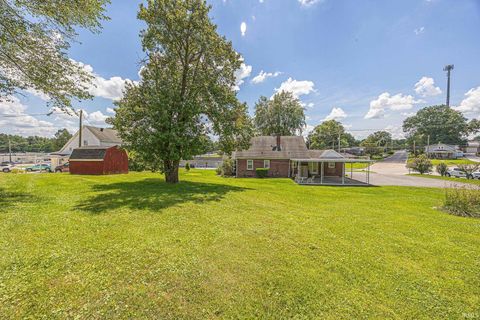 Tiny photo for 501 Third Avenue, Jasper, IN 47546 (MLS # 202625434)