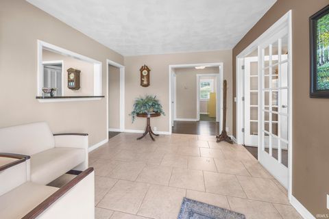 Tiny photo for 501 Third Avenue, Jasper, IN 47546 (MLS # 202625434)