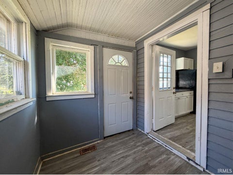 Tiny photo for 526 S Meridian Street, Jasonville, IN 47438 (MLS # 202638950)
