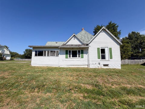 Tiny photo for 526 S Meridian Street, Jasonville, IN 47438 (MLS # 202638950)