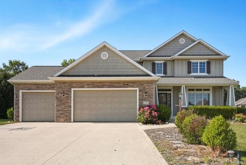 Photo of 2210 Tuscon Trail, Fort Wayne, IN 46814 (MLS # 202537783) Photo of 2210 Tuscon Trail, Fort Wayne, IN 46814 (MLS # 202537783)