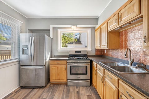 Tiny photo for 310 N Sunnyside Street, South Bend, IN 46617 (MLS # 202622908)
