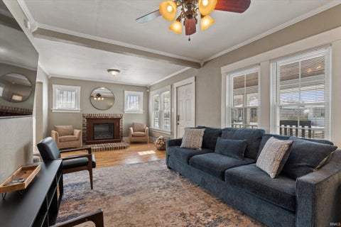 Tiny photo for 310 N Sunnyside Street, South Bend, IN 46617 (MLS # 202622908)
