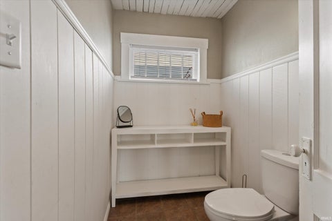 Tiny photo for 310 N Sunnyside Street, South Bend, IN 46617 (MLS # 202622908)
