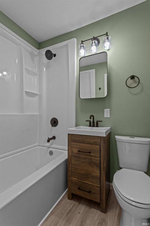 Tiny photo for 2713 N Delphos Street, Kokomo, IN 46901 (MLS # 202542851)