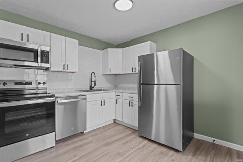 Tiny photo for 2713 N Delphos Street, Kokomo, IN 46901 (MLS # 202542851)