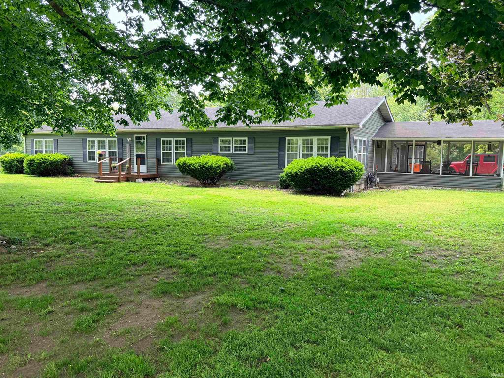 Photo of 5052 East Country Club Road, Logansport, IN 47947 (MLS # 202619118)