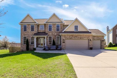 Photo of 824 E Keenland Court, Bloomington, IN 47401 (MLS # 202610008)