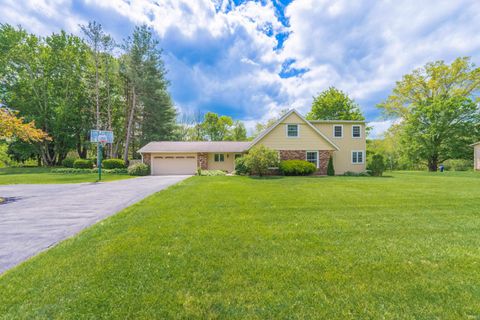 Tiny photo for 7151 W Cavewood Court, Bloomington, IN 47403 (MLS # 202616165)