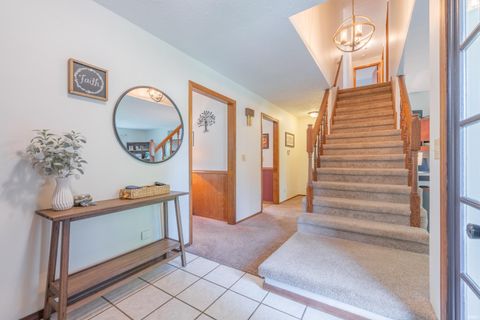 Tiny photo for 7151 W Cavewood Court, Bloomington, IN 47403 (MLS # 202616165)