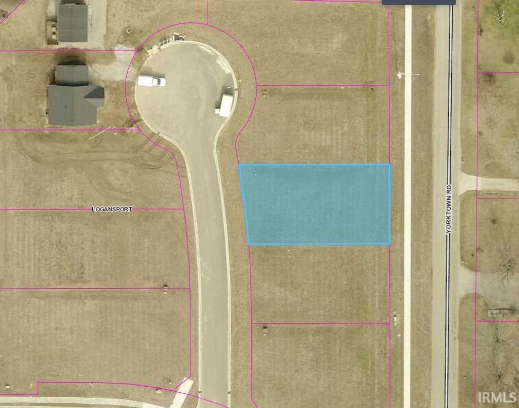 Photo of 110 N Dingo Drive, Logansport, IN 46947 (MLS # 202623181)