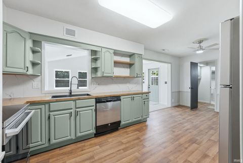 Tiny photo for 922 E Monroe Street, Decatur, IN 46733 (MLS # 202618592)