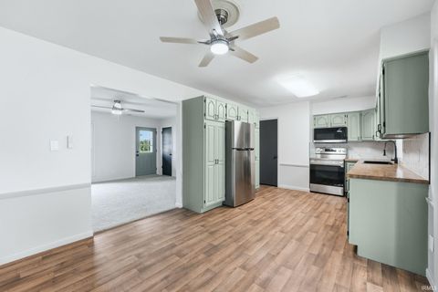 Tiny photo for 922 E Monroe Street, Decatur, IN 46733 (MLS # 202618592)