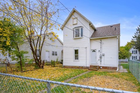 Tiny photo for 431 Lincoln Street, Richmond, IN 47374 (MLS # 202545495)