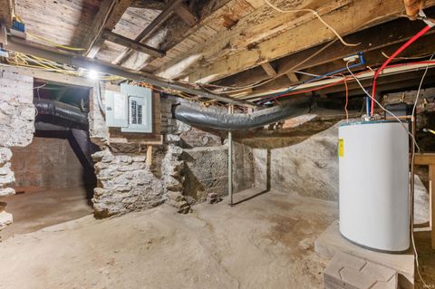 Tiny photo for 431 Lincoln Street, Richmond, IN 47374 (MLS # 202545495)