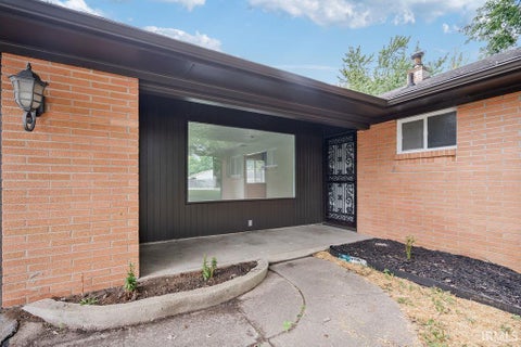 Tiny photo for 2605 S PARK Road, Kokomo, IN 46902 (MLS # 202638681)