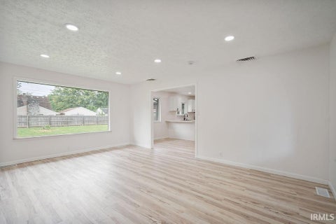 Tiny photo for 2605 S PARK Road, Kokomo, IN 46902 (MLS # 202638681)