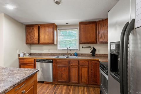 Tiny photo for 52303 Hollyhock Road, South Bend, IN 46637 (MLS # 202541752)