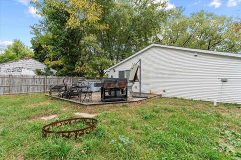 Tiny photo for 52303 Hollyhock Road, South Bend, IN 46637 (MLS # 202541752)