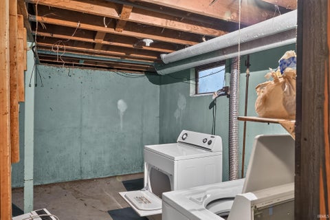 Tiny photo for 1147 Alpine Drive, South Bend, IN 46614 (MLS # 202630277)