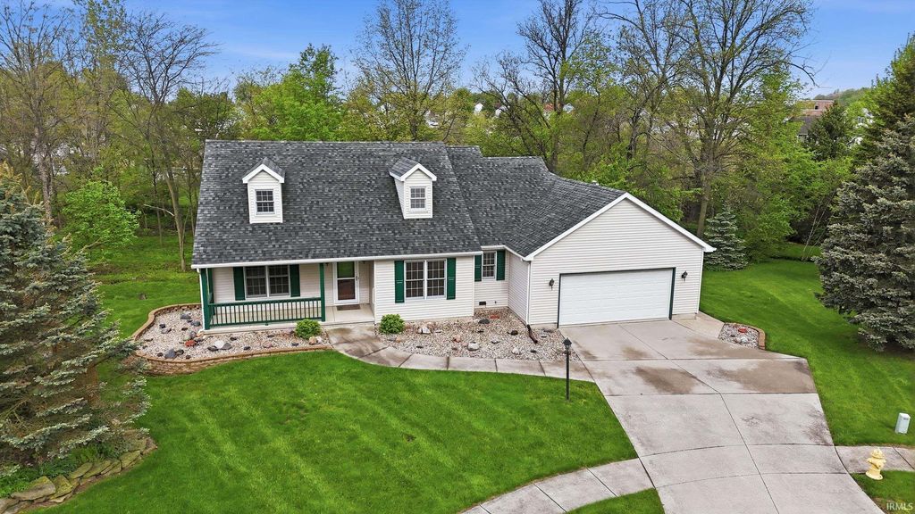 Photo of 534 Frederick Crossing, Roanoke, IN 46783 (MLS # 202615841)