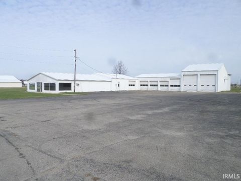 Photo of 1230 E 4th Street, Rochester, IN 46975 (MLS # 202609890)