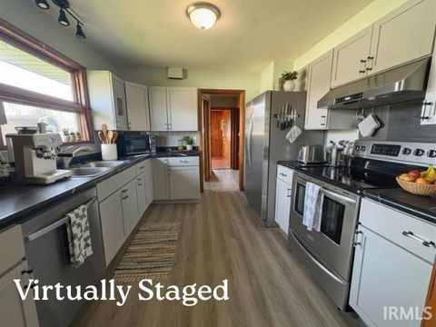 Tiny photo for 806 James Drive, Kokomo, IN 46902 (MLS # 202609916)