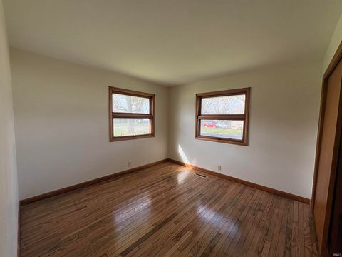 Tiny photo for 806 James Drive, Kokomo, IN 46902 (MLS # 202609916)