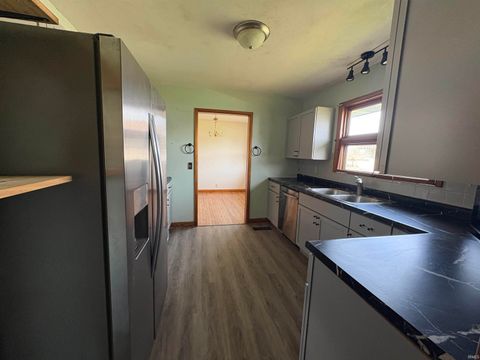 Tiny photo for 806 James Drive, Kokomo, IN 46902 (MLS # 202609916)