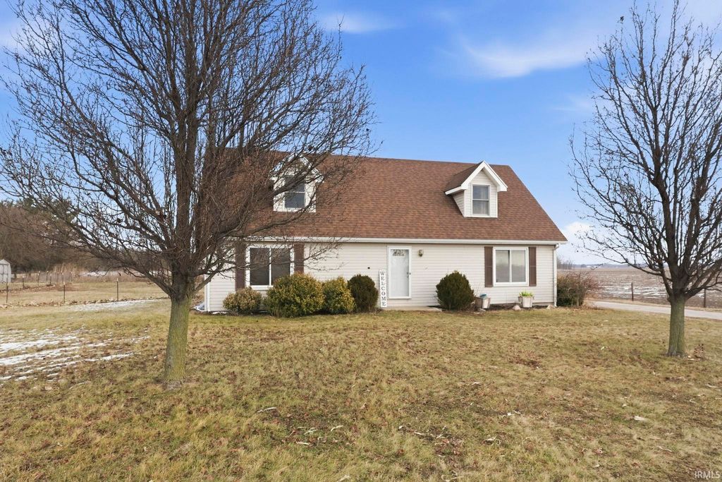 Photo of 6307 N 500 E Road, Roanoke, IN 46783 (MLS # 202600543)
