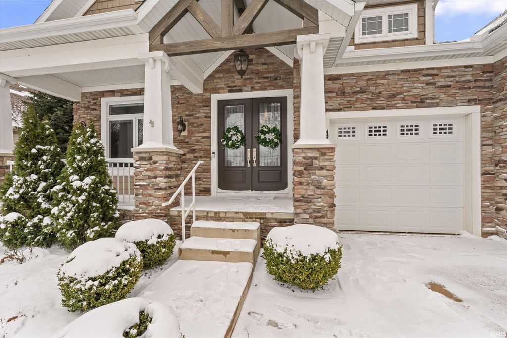 Photo of 4738 Portside Drive, South Bend, IN 46628 (MLS # 202609367)