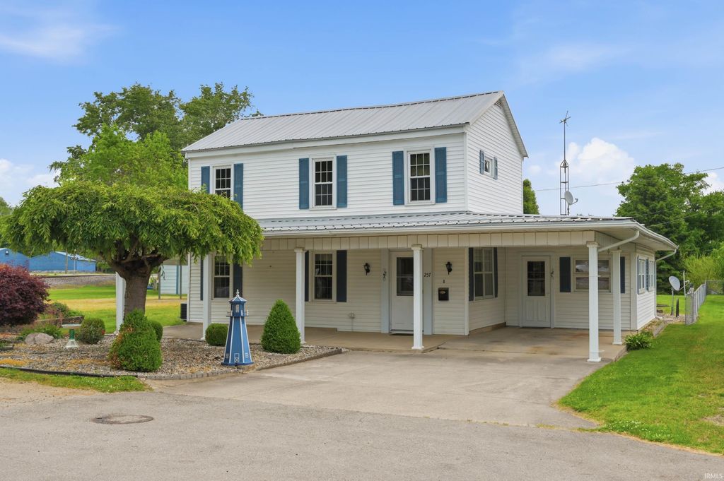Photo of 257 N Main Street, Albany, IN 47320 (MLS # 202619102)
