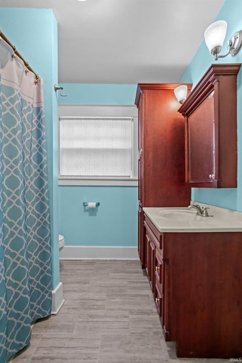 Tiny photo for 917 W SYCAMORE Street, Kokomo, IN 46901 (MLS # 202548686)