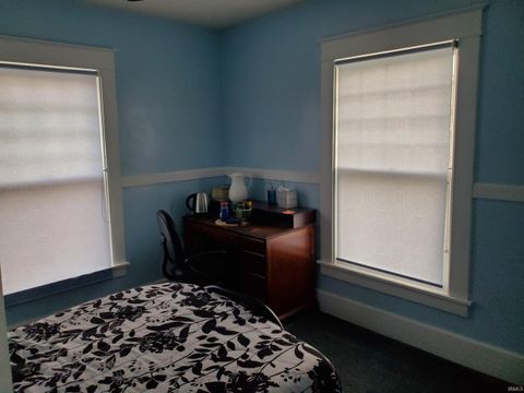 Tiny photo for 917 W SYCAMORE Street, Kokomo, IN 46901 (MLS # 202548686)