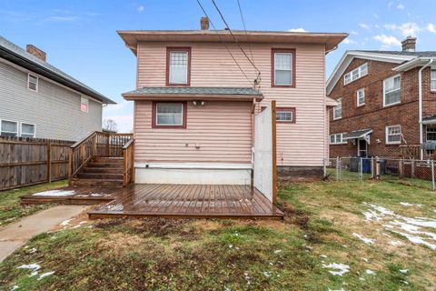 Tiny photo for 917 W SYCAMORE Street, Kokomo, IN 46901 (MLS # 202548686)