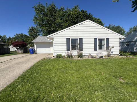Photo of 3909 S WEBSTER Street, Kokomo, IN 46902 (MLS # 202617362)