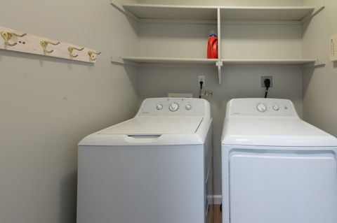 Tiny photo for 3206 Rivulet Run, Fort Wayne, IN 46818 (MLS # 202611747)