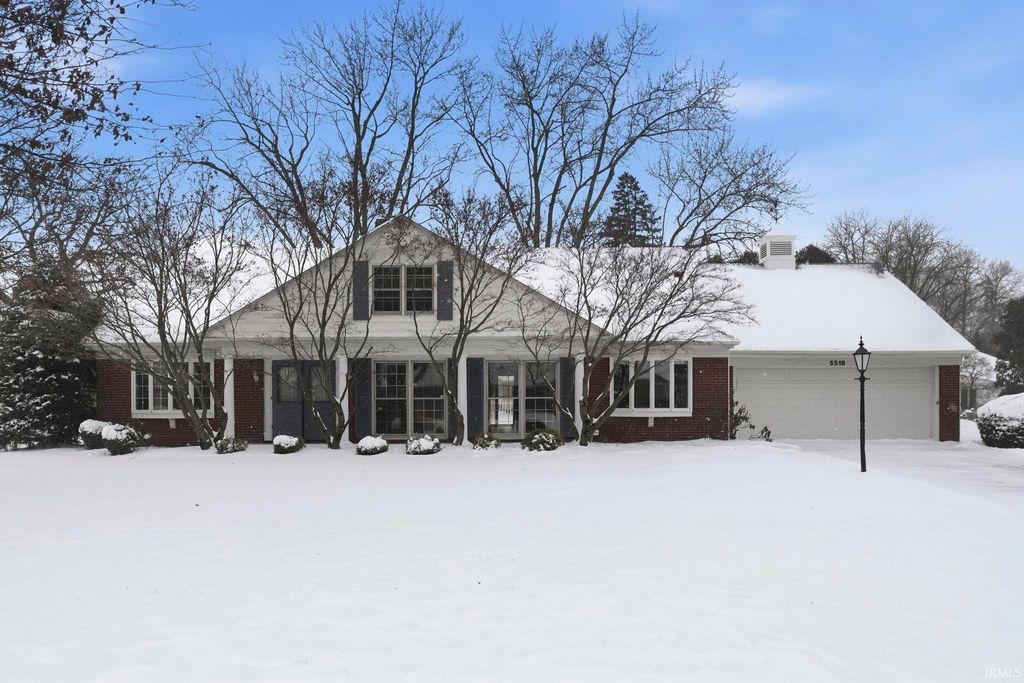 Photo of 5516 Indiana Avenue, Fort Wayne, IN 46807 (MLS # 202603365)