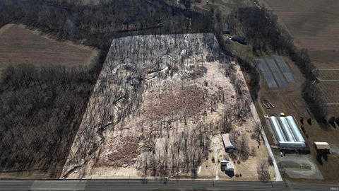 Photo of 867 W State Road 114, North Manchester, IN 46962 (MLS # 202606926)