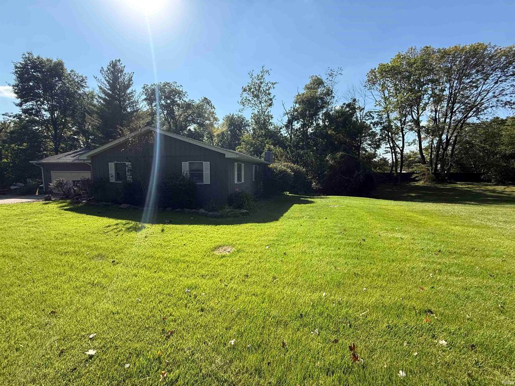 Photo of 407 Eastside Park Road, Washington, IN 47501 (MLS # 202539581)