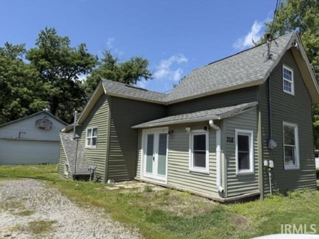 Photo of 708 N main Street, Linden, IN 47955 (MLS # 202617709)
