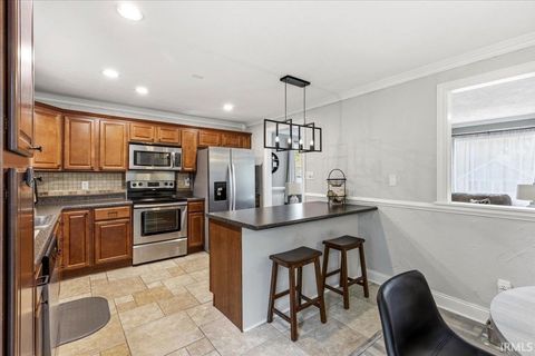 Tiny photo for 1212 Logan Avenue, Lafayette, IN 47905 (MLS # 202616924)