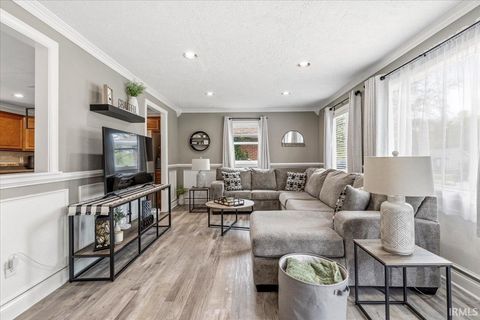 Tiny photo for 1212 Logan Avenue, Lafayette, IN 47905 (MLS # 202616924)