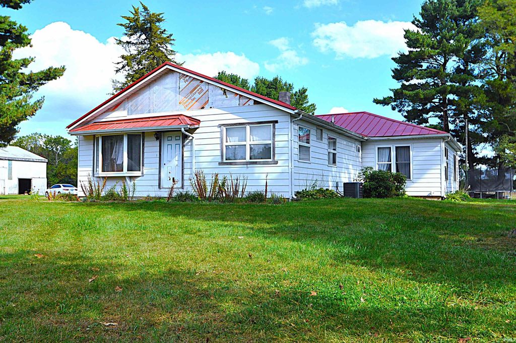 Photo of 3961 S State Road 104 Highway, LaPorte, IN 46350 (MLS # 202542618)