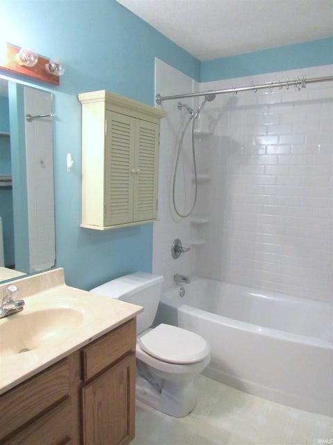 Tiny photo for 1032 N Forest View Drive, Ellettsville, IN 47429 (MLS # 202638815)