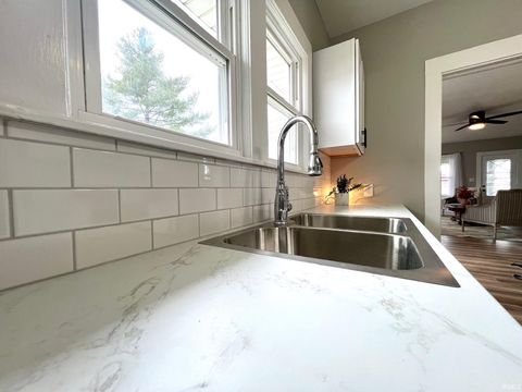 Tiny photo for 1414 R Street, Bedford, IN 47421 (MLS # 202545488)