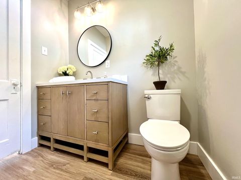 Tiny photo for 1414 R Street, Bedford, IN 47421 (MLS # 202545488)