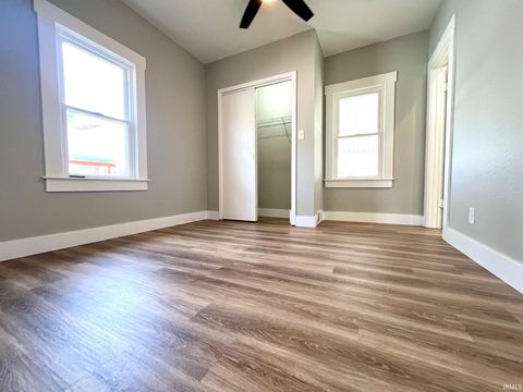 Tiny photo for 1414 R Street, Bedford, IN 47421 (MLS # 202545488)